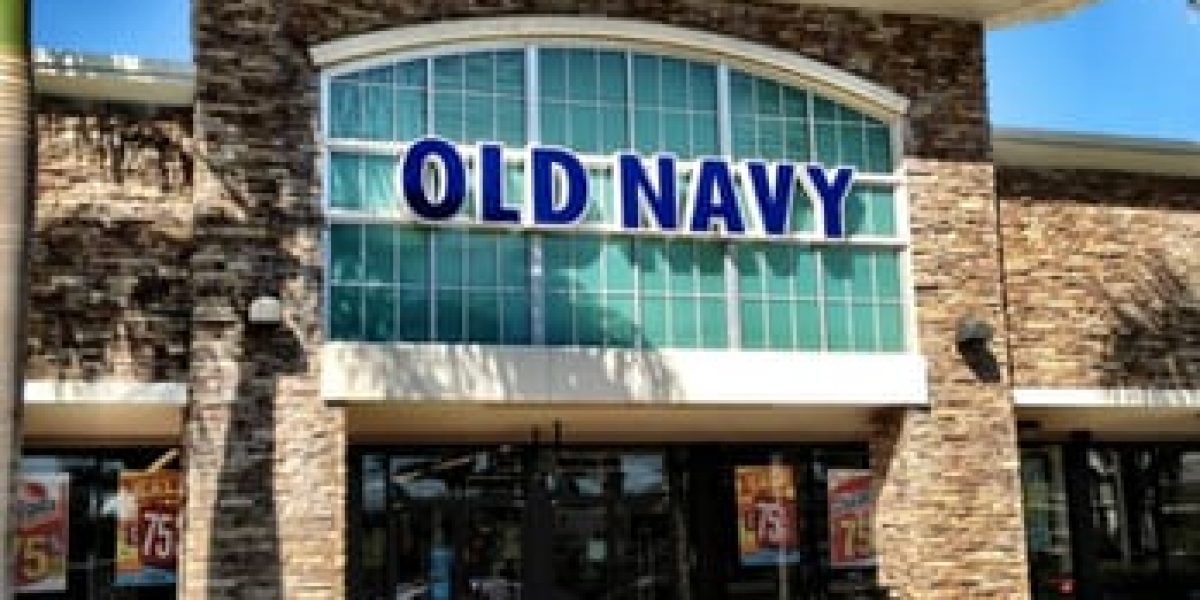Old-Navy-ottiyo8qxzs7jo6w2aiqsfen3dl831tou99r7krl2o
